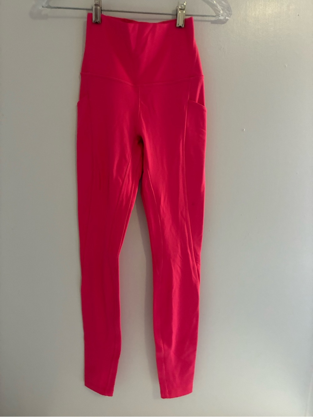 Women’s Lululemon Pink Fast & Free Lined With Pockets SZ 2